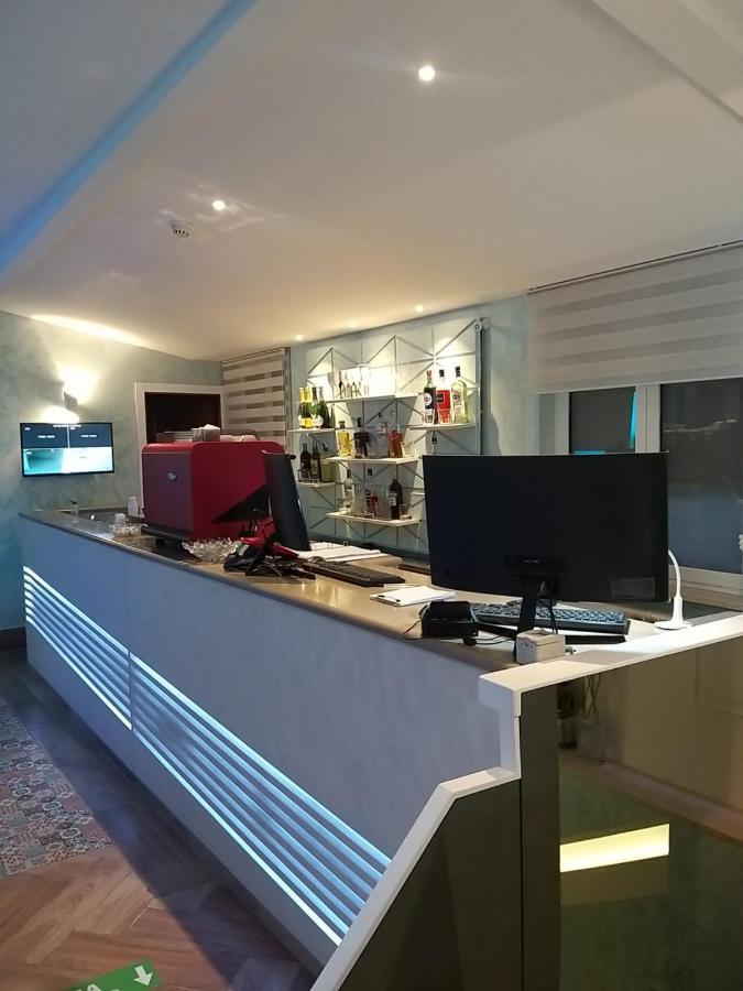 Hotel Kursaal Наполи Екстериор снимка
